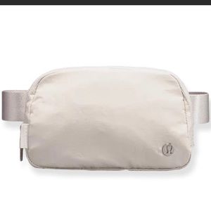 Lululemon Everywhere Belt Bag - White Opal